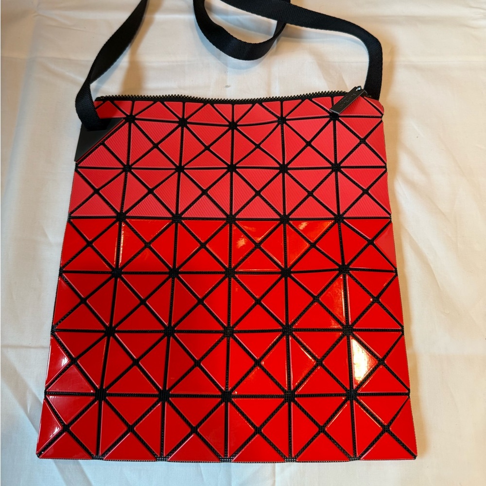 Issey Miyake Bao Bao Prism Crossbody Bag – Red